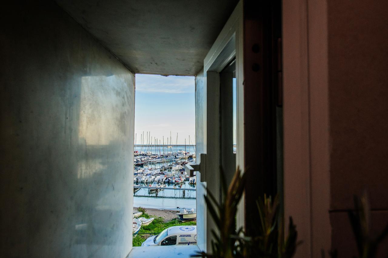 Margherita'S Apartment Salerno Exterior photo
